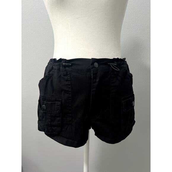 Forever 21 Cargo Hot Shorts - Picture 2 of 6